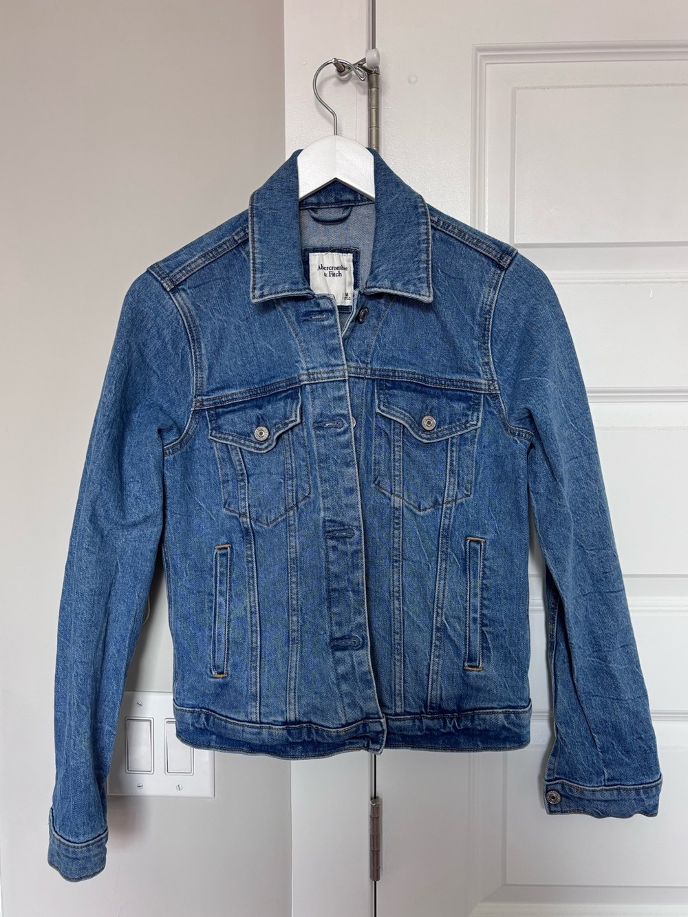 Abercrombie & Fitch Women’s Denim Jacket
